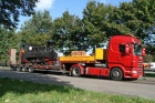 Inzwischen ist der Loktransport schon fast Sachsen angekommen