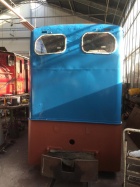 Als erstes erstrahlt die Rückwand der Viola in neuer hellblauer Farbe [13. März 2017]