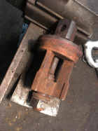 Das Reglerventil der Molly muss überarbeitet werden und wurde daher ausgebaut [19. Dezember 2020]