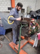 Die Luftpumpe wird wieder zusammengebaut [21. März 2015]