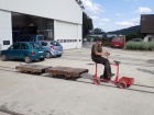 Die beiden Baumschulwägeli unternehmen eine Probefahrt mit dem Schienenvelo [30. Juli 2015]
