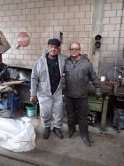 Beim Auswaschen einer Dampflok wird man so richtig schmutzig [17. Oktober 2015]