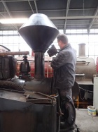 Der Kobel der Taxus wird gereinigt [17. Oktober 2015]