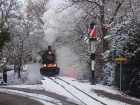 Der Nordpol-Express fährt zum ersten Mal überhaupt durch den Schnee [1. Dezember 2017]