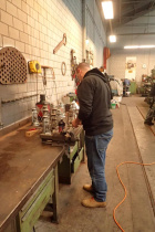 Vorbereitung der Petrollampen für die Wagen [4. Dezember 2021]