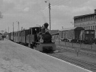 Bereit zur Abfahrt im Bahnhof Witaszyce (Polen) [1976]